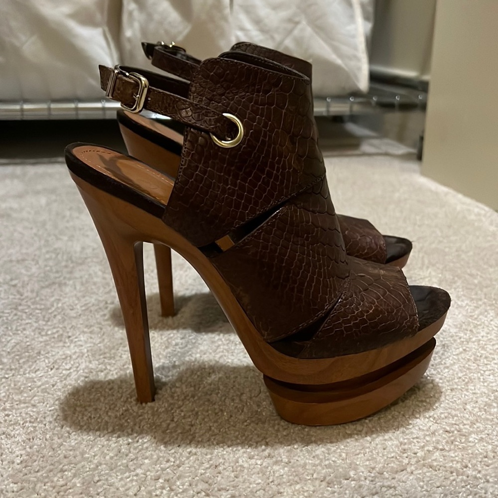 Jessica Simpson Kat Heels